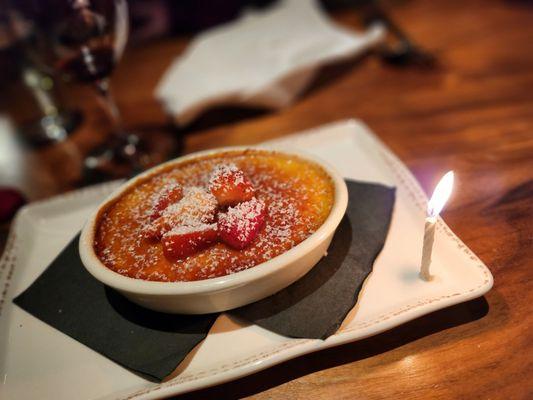 Caramel creme brulee