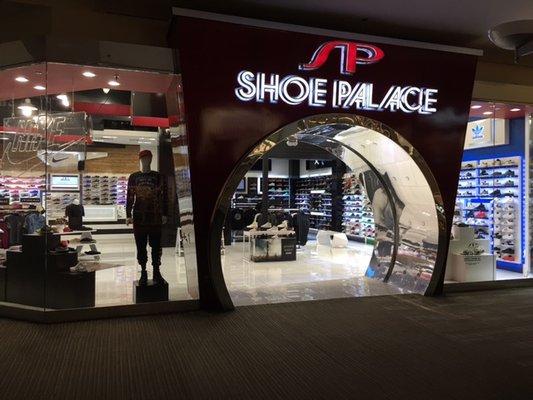 Shoe Palace