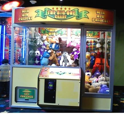 Huge Crane Game