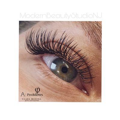 Eyelash extensions classic set