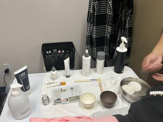 Dermalogica facial in class