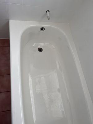 Bathtub after it was reglazed