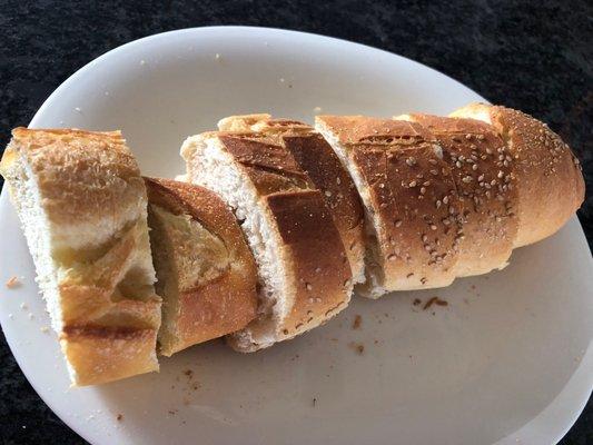 Fresh bread (cut at home)