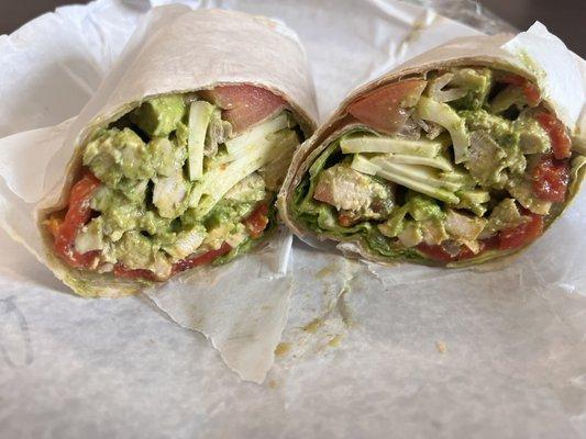 Chicken pesto wrap with cheese