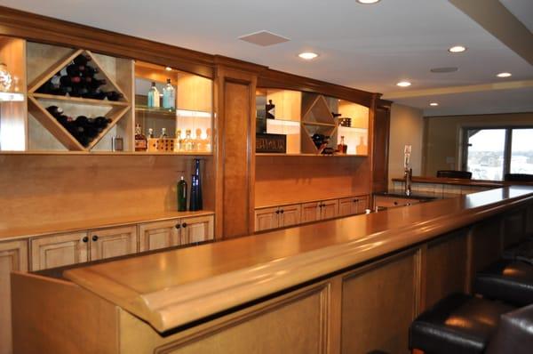 Deluxe Bar in Game Room