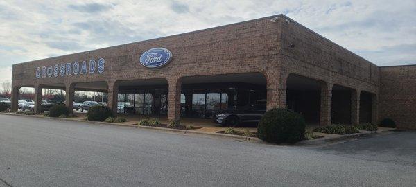 Crossroads Ford of Kernersville