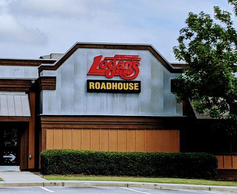 Logan's Roadhouse