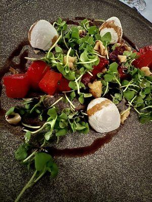 Beet and goats cheese salad