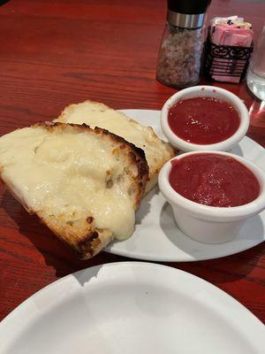 Garlic Bread w/ Cheese & Pizza Sauce