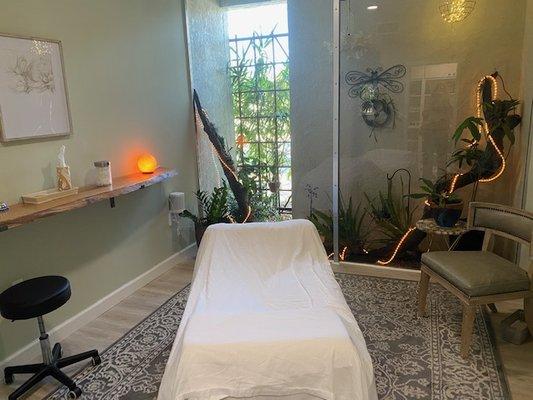 One of our beautiful and relaxing treatment rooms.