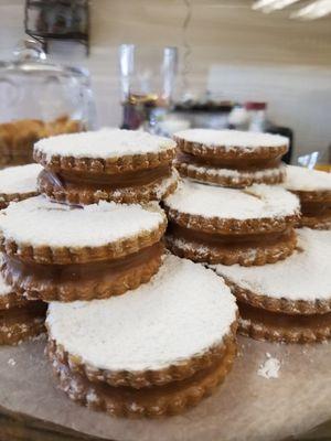 Alfajores - Peruvian Cookie w/Dulce de Leche...aka ~TLOs Peruvian Oreo