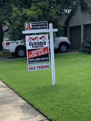 I love putting up Sale Pending signs. Only thing better is putting up SOLD signs.