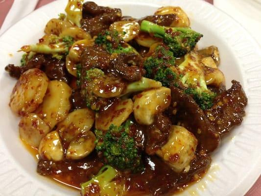 You can't handle the heat! Ask for Denver's Hunan beef! I dare you!