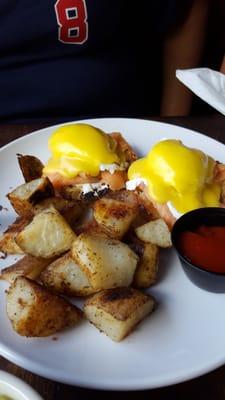 Salmon Benedict