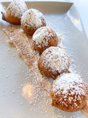 Zeppole