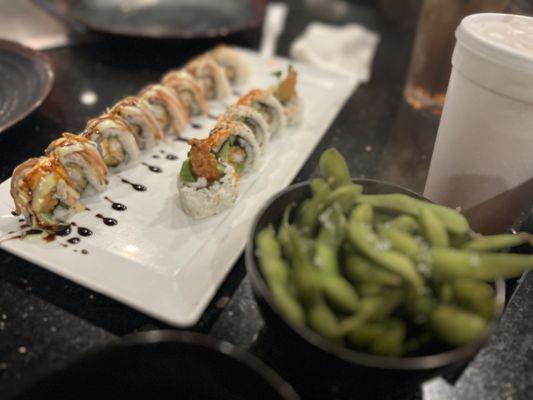 Sushi and edamame