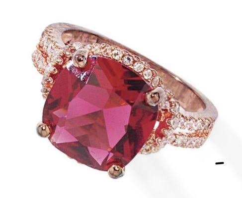 Beautiful pink gold ring with French rose stone with diamonds