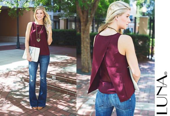 Top: BB Dakota  Denim: Genetic Denim  Clutch: GiGi New York necklace