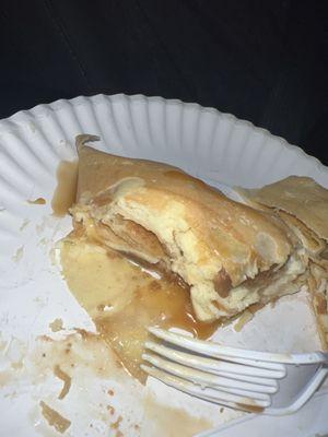 Cheesecake crepe with caramel