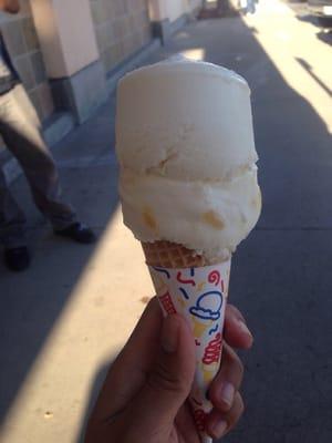 single scoop coconut pineapple