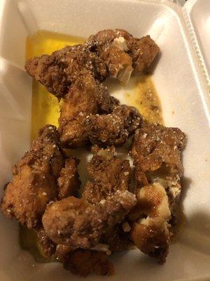 Garlic wings  Side of Garlic Parmesan Sauce 10 Piece Boneless Wings