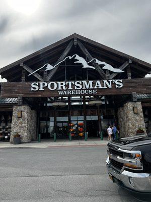 Sportsman's Warehouse