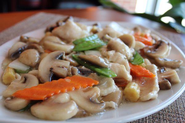 Moo Goo Gai Pan