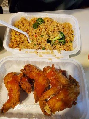 Chicken wings with Vegetable Fried Rice