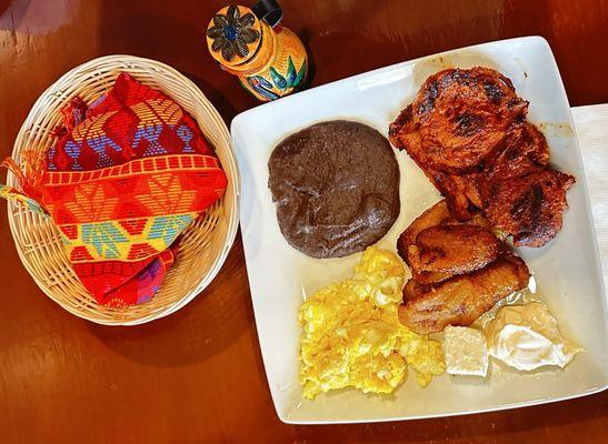 Desayuno con Carne