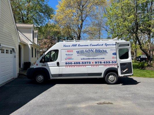 Wilson Brothers van spotted in Pepperell, MA!