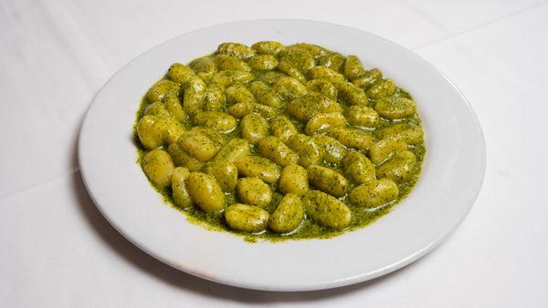 Gnocchi Al Pesto