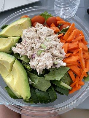 Tuna salad salad