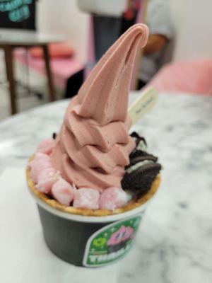 Yummy strawberry nutella soft serve