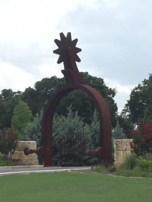 World's largest spur