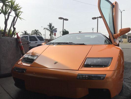 2001 Lamborghini Diablo in for emissions test