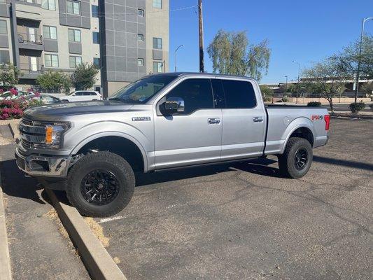 2020 F150 Lariat with 3" Lift and 34" tires and extending running boards