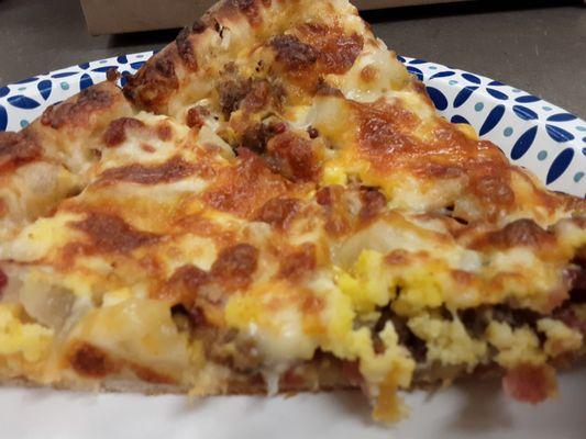 House Breakfast Pizza