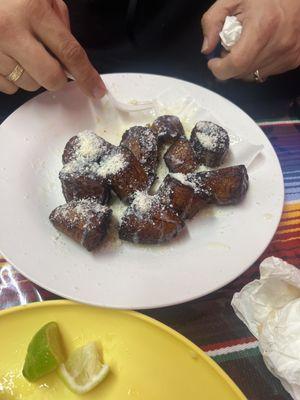 Fried plantain with cheese and condensed milk