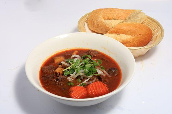 #41  Beef Stew with bread  or your choice of rice noodle, or egg noodle