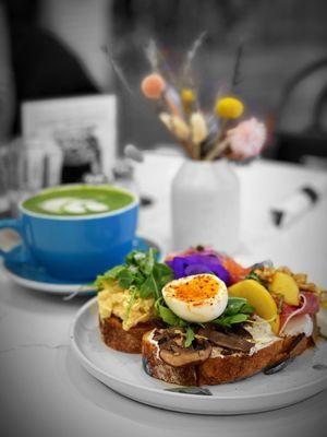 Toast Sampler & Matcha Lavender Latte @whaevaeats