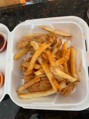 Chicken Strip Tray w/ Cajun Fries