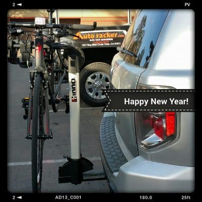 Happy new year!  GP was our last install of 2014, with his new Curt hitch and Inno  hitch mount bike carrier. Enjoy!