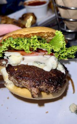 Black & bleu burger