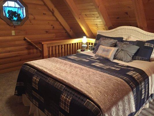 Grapevine bedroom in loft