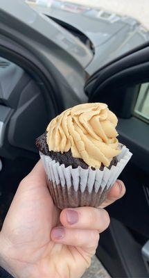 chocolate peanut butter cupcake!!! OMG!