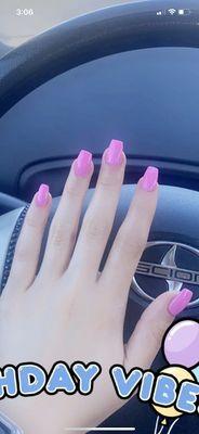 The only time they looked good and this was after i went back to the nail place so they would fix them. I had abour 3 people work on them..