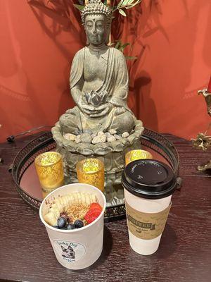 Hot soy Chagaccino & a greens acai bowl.