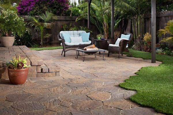 Manufacturer: Belgard | Style: Arbel | Color: Toscana | Pattern: Random Ashlar | Artificial Grass: Tiger Turf | Style: Marquee