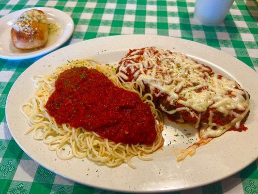 Tasty chicken parmesan