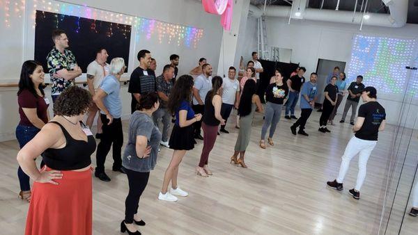 salsa 101 class